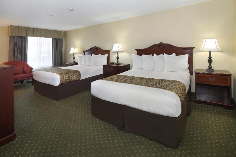 Anaheim Camelot Inn & Suites מראה חיצוני תמונה